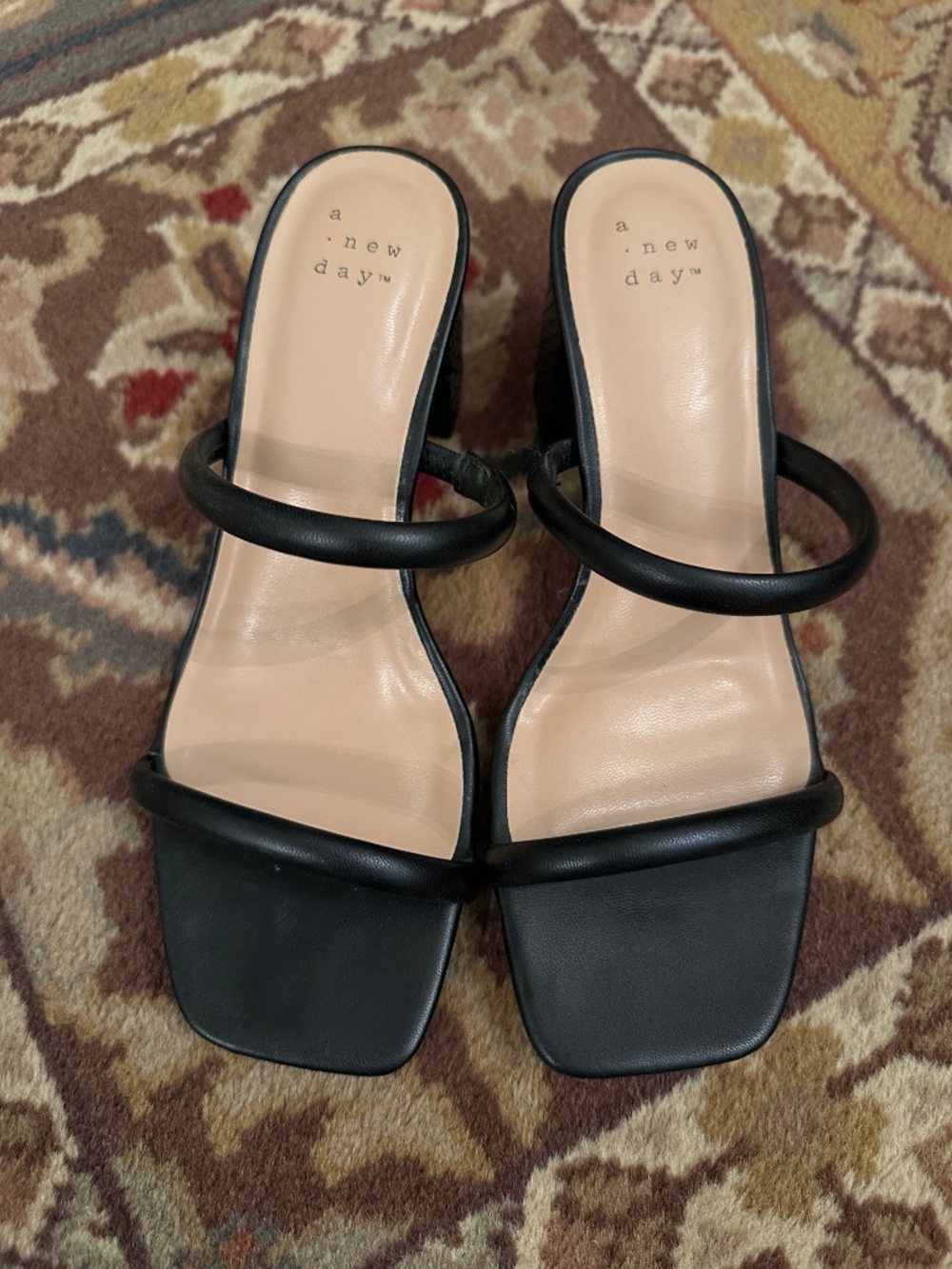 Black heel